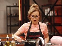 2. Laura Flores
