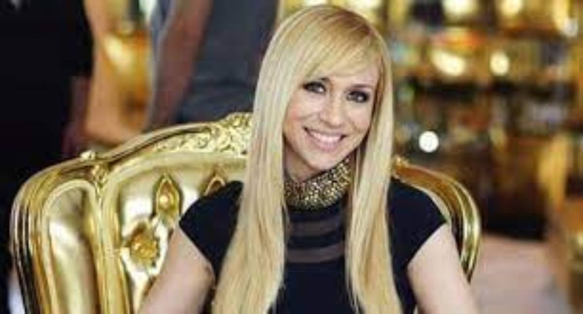 4. Noelia