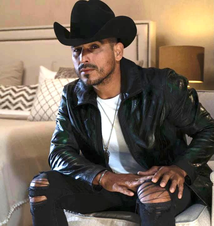 2.- Espinoza Paz