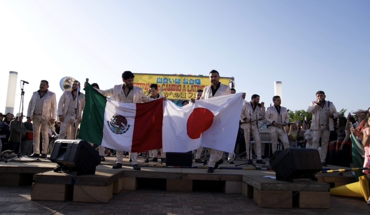 banda el recodo exito en japon 