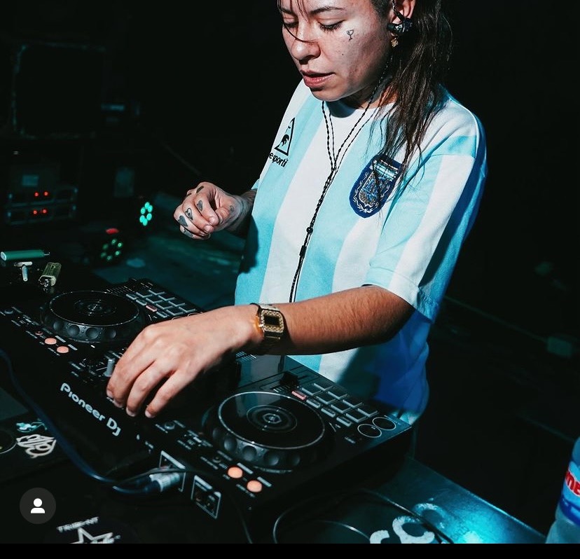 La hermana de Cazzu es  Dj. Foto: IG C4lle.dj