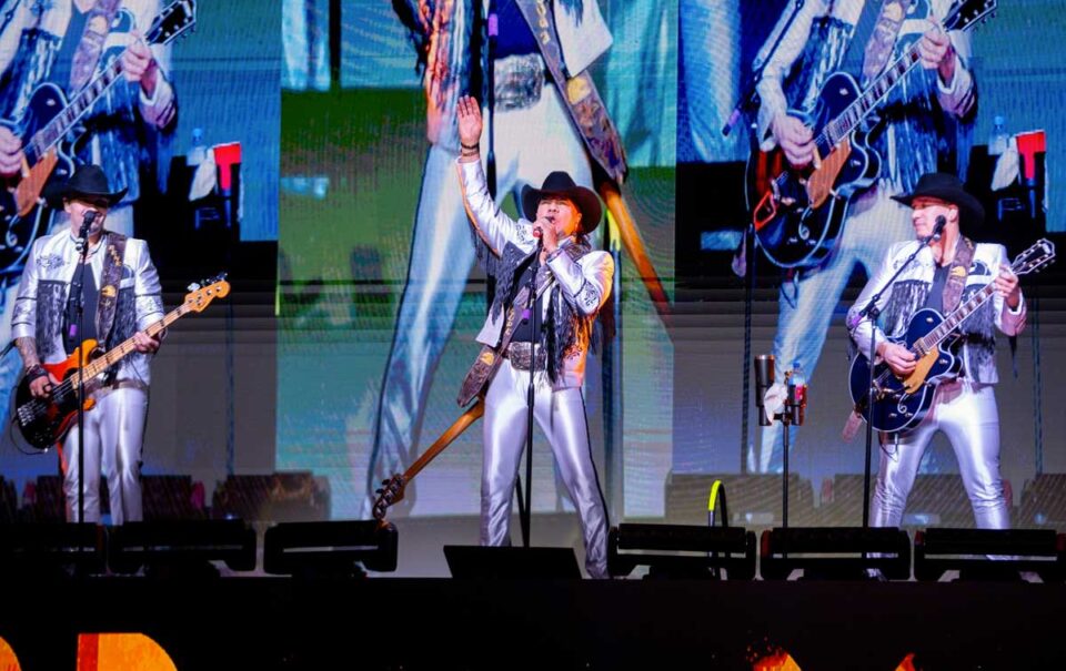 Grupo Bronco lamenta trágico desplome
