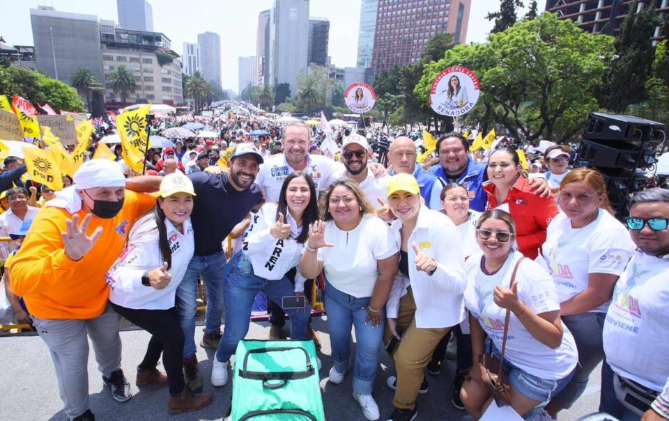 Santiago Taboada ofrece seguridad social a repartidores de plataformas digitales