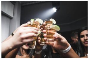¿Qué tequila emborracha más según PROFECO?