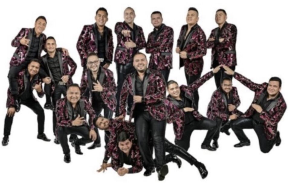 Banda Renovación estrena Golpe de Calor junto a Javier Rosas