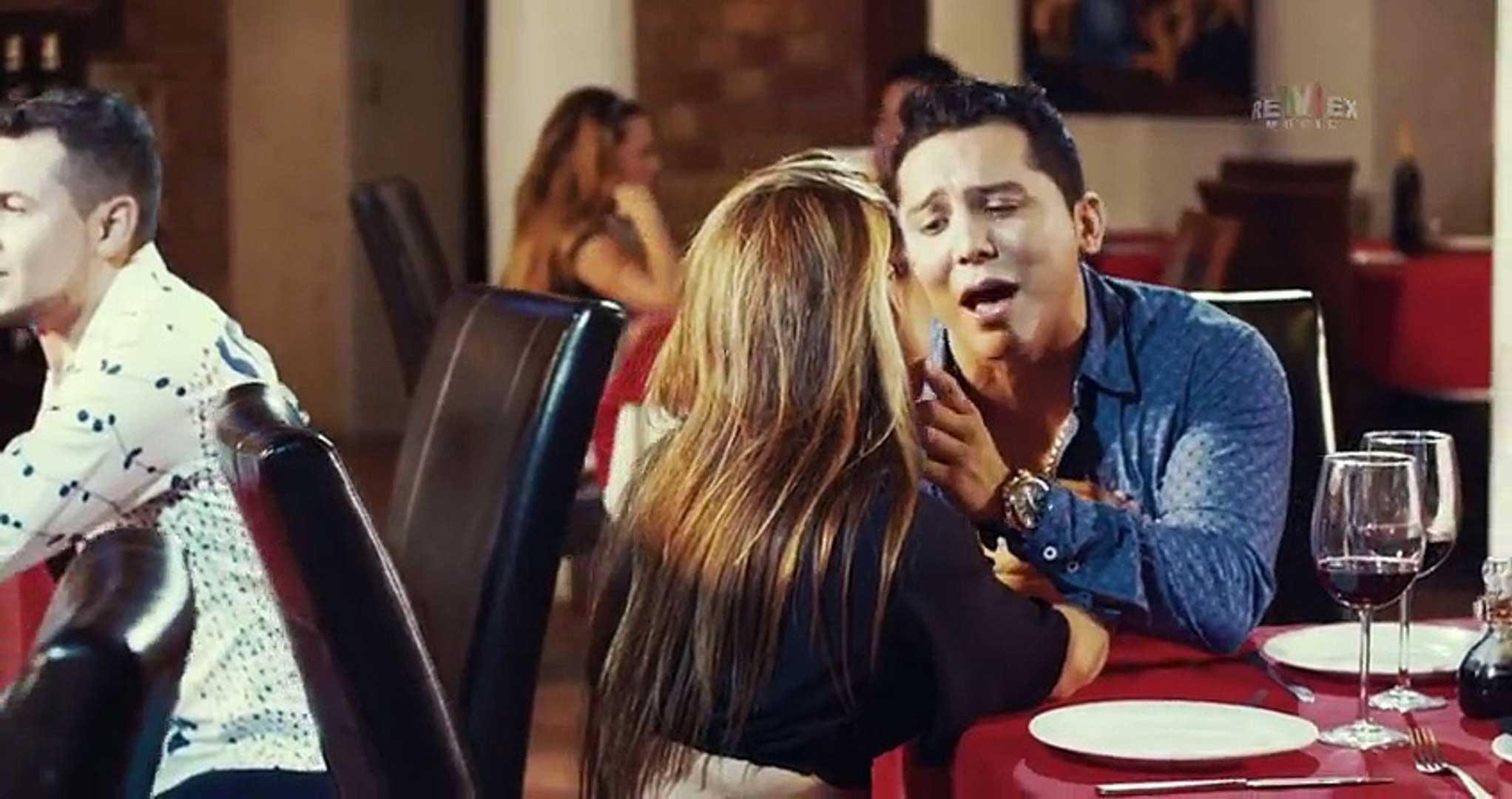 Broche de oro - Edwin Luna y La Trakalosa De Monterrey