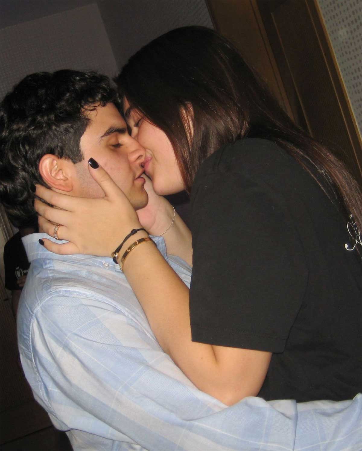 La hija del Canelo y el cantante Jaziel Aviléz ya no esconden su amor. Foto: Jaziel Aviléz