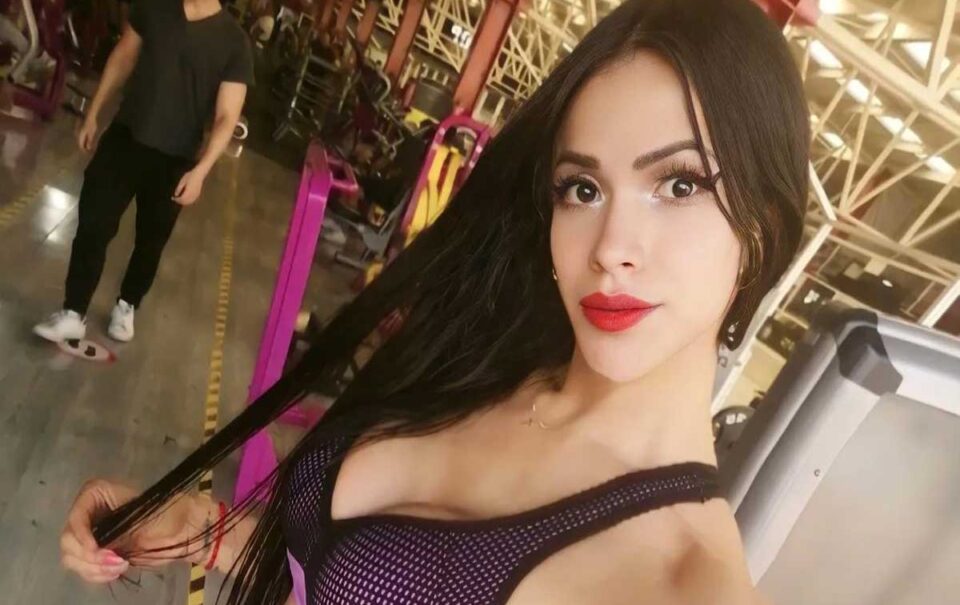 Dónde ver el video completo de Roxana Carmona en el Mexicable