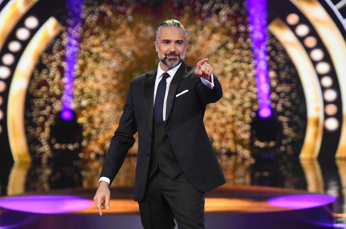 jaime-camil-inaguantable-la-academia