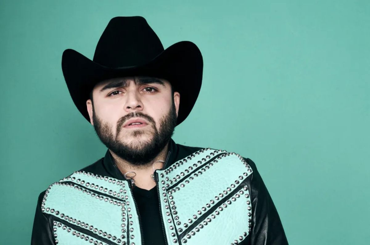 7.- Gerardo Ortiz