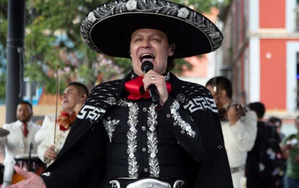 Pedro Fernández presenta su nuevo sencillo: Dime que sí