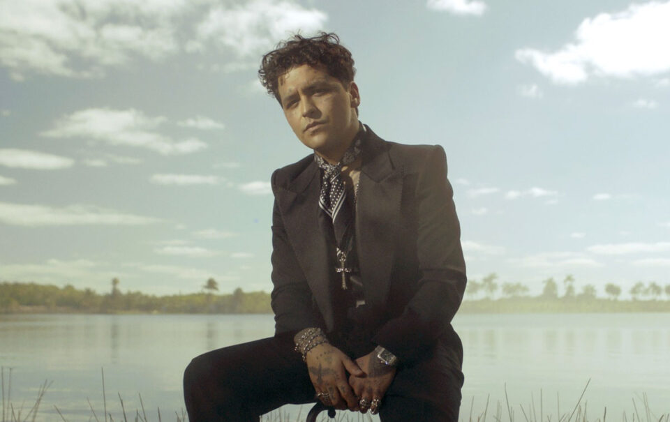 Christian Nodal deja el hospital y pospone más conciertos