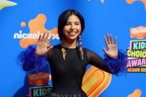 Captan llorando a Ángela Aguilar, tras abucheo en premios
