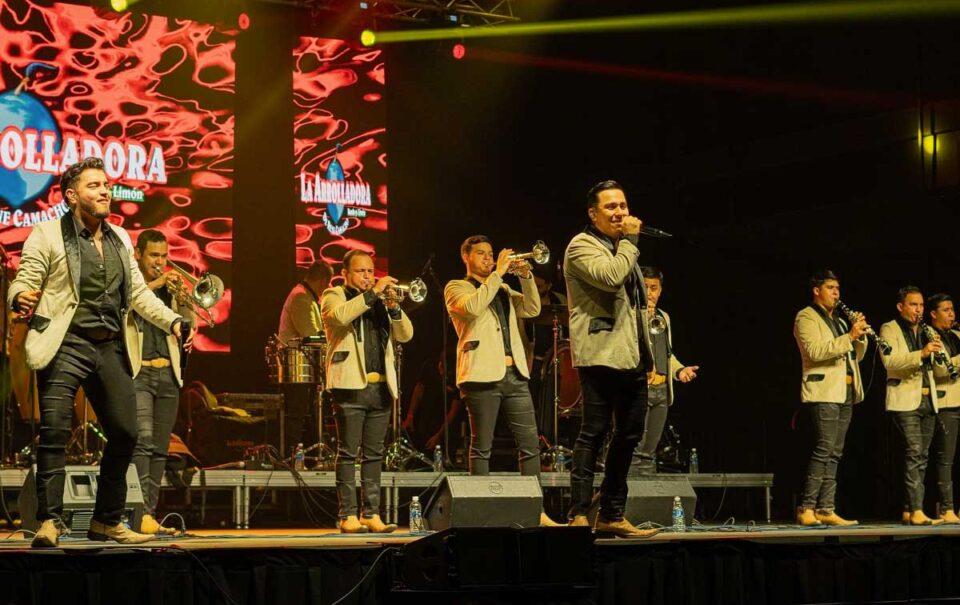 La Arrolladora Banda El Limón encuentra a “Tu Reemplazo”