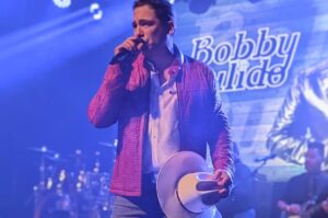Bobby Pulido anuncia su retiro de los escenarios