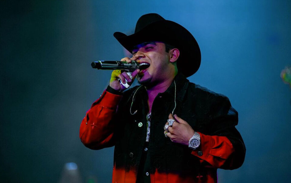 Golpean a Tito Torbellino Jr en pleno escenario