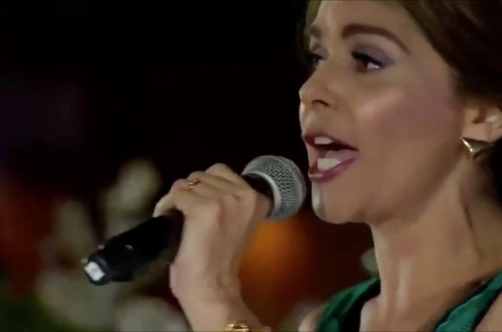 Itatí Cantoral Mañanitas Virgen