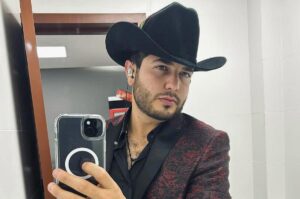 Johnny Cortes lanzó “En Esta Navidad”, primer tema como solista
