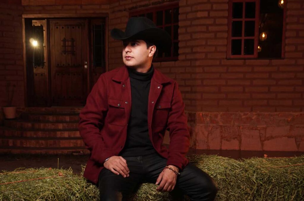 Johnny Cortes Los Plebes Ariel Camacho