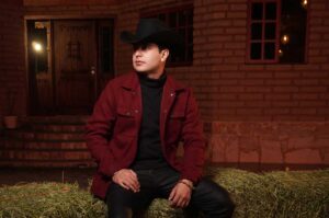 Johnny Cortes afirma que Los Plebes lo cambiaron por alguien como Ariel 