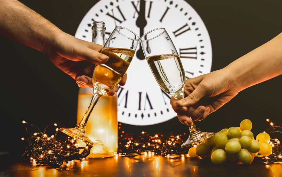 Rituales para Año Nuevo: Atrae prosperidad y buena energía este 2025