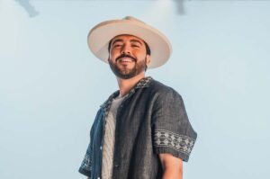 Alann Mora manda un mensaje directo para Edwin Luna