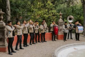 canciones-de-banda-para-dedicar-a-una-mujer