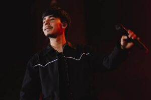 Iván Cornejo: edad, altura, signo, novia y todo lo que debes saber del cantante