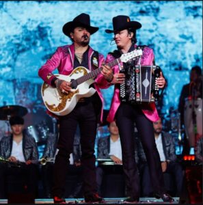 Los Dos Carnales Éxito Canciones