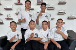 Los Soñadores Corridos Tumbados niños