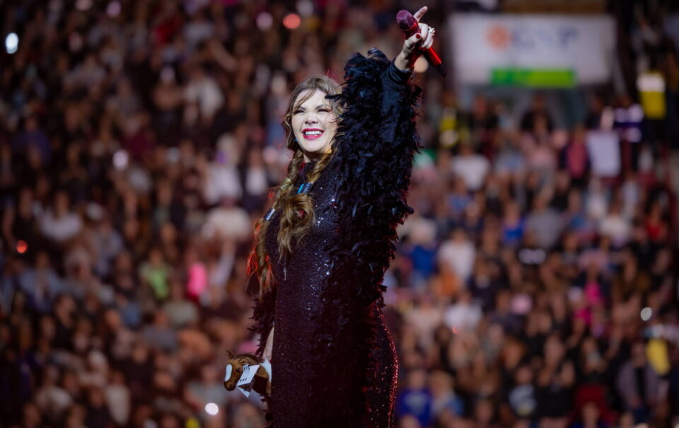 Yuridia enamora a la Plaza de Toros México con su concierto de la gira ‘Sin Llorar’