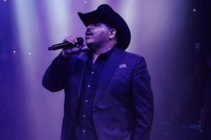 Chuy Lizárraga es cancelado