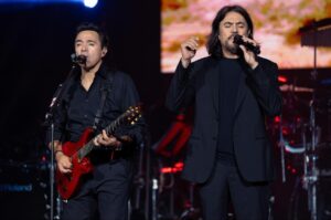 10 canciones gruperas románticas viejitas para amar a la antigüa