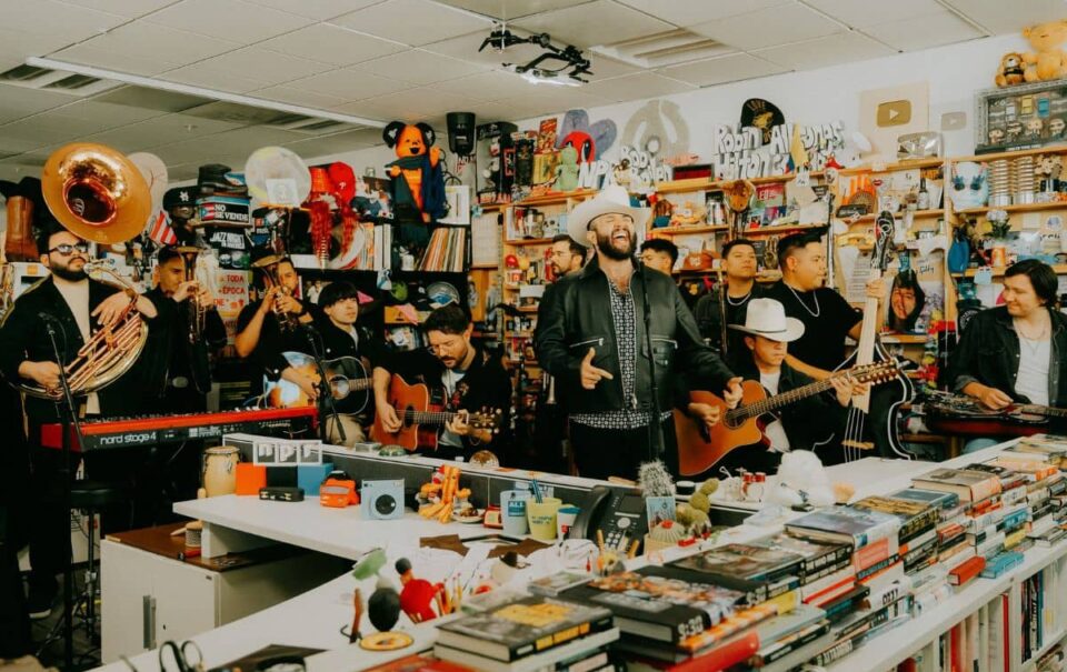 De México para el mundo: Así suena el segundo Tiny Desk de Carin León
