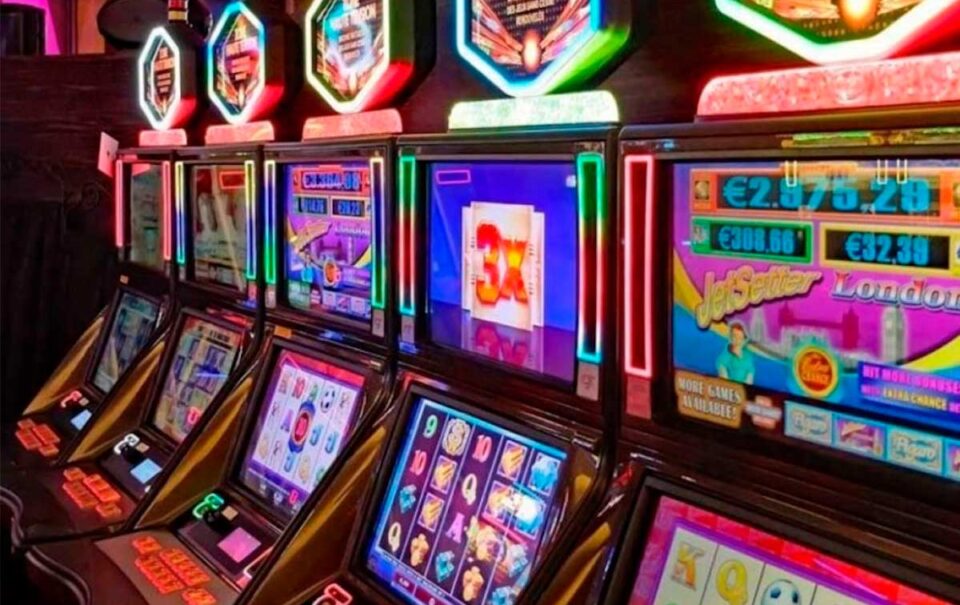 El papel de las bandas sonoras al añadir dramatismo a las rondas de bonos en las tragamonedas de casinos online