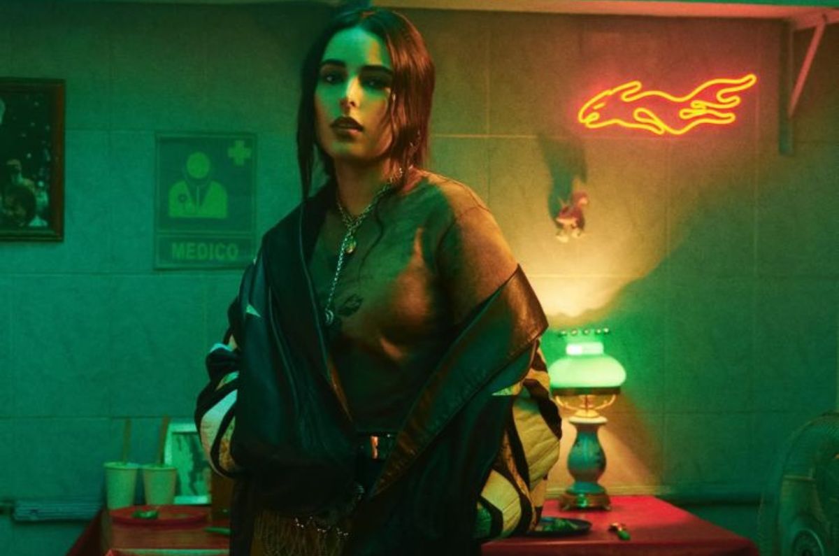 ¿Quién es Karina Sofía, la mexicana que mezcla los corridos tumbados con el rock?