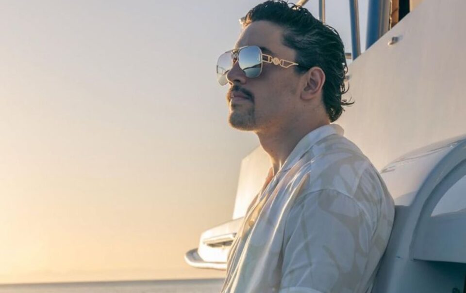 Alex Fernandez RENACE con nueva música: de ser “el hijo de” hasta alcanzar su madurez musical