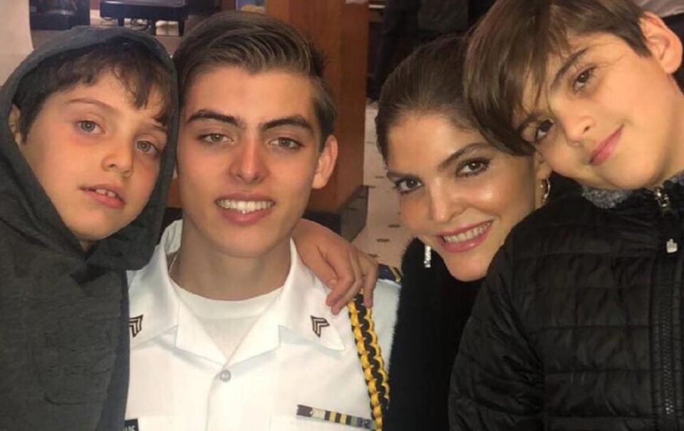¿Quiénes son los hijos de Ana Bárbara y sus papás?