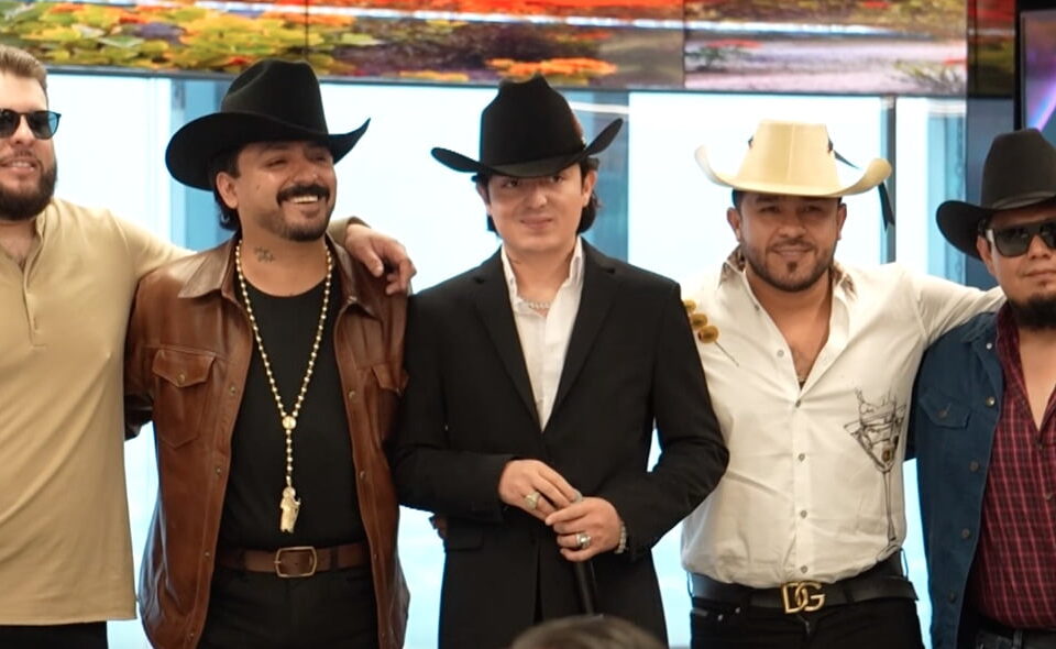Los Dos Carnales, El Fantasma y Gerardo Díaz suenan “Claro y Recio”: Conoce su nuevo disco