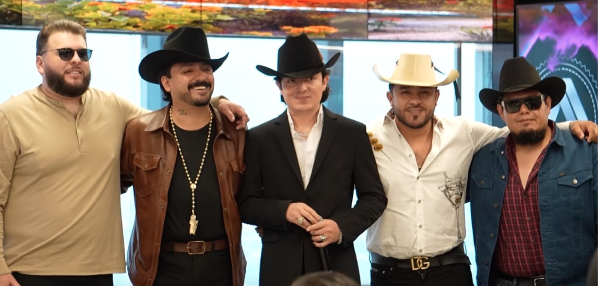 los-dos-carnales-el-fantasma-gerardo-diaz–min