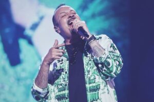 ¿Cuánto dinero tiene Pepe Aguilar? Esta es su fortuna en 2025