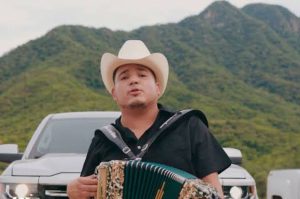 Betillo Guerrero cantante de corridos tumbados
