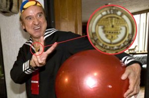 ¿Qué significa el collar que lleva Quico? Su hija por fin revela su significado
