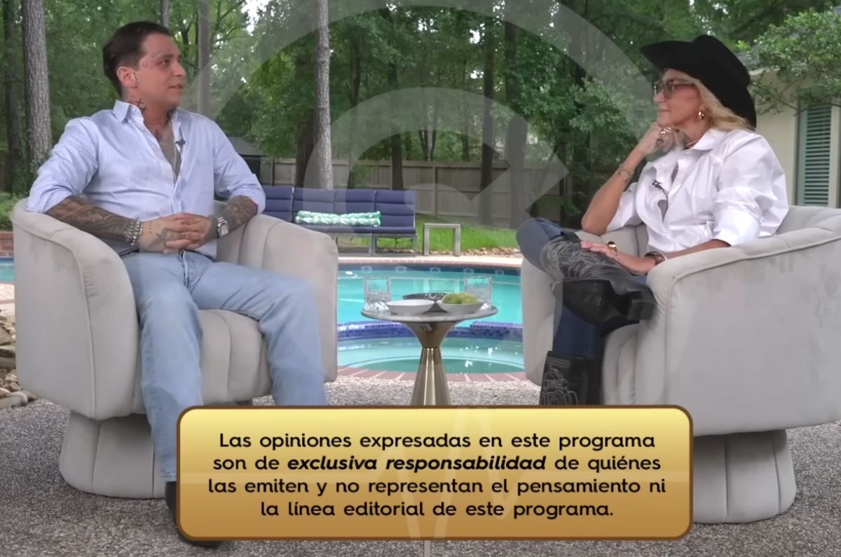 disclaimer christian nodal entrevista adela micha