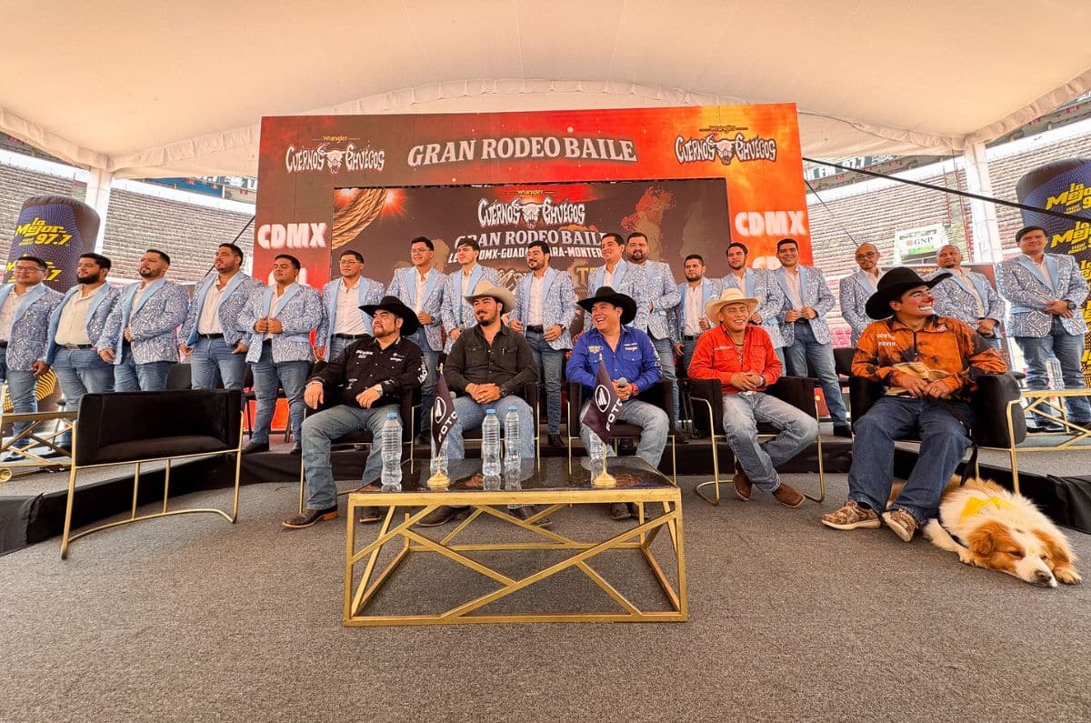 conferencia prensa boletos gran rodeo baile cuernos chuecos