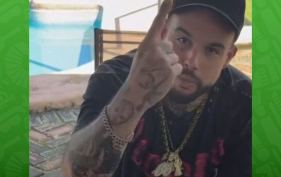 Exhiben a Emiliano Aguilar: ex novia lo acusa de “celoso y posesivo”