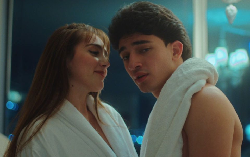 “Mami”, Juan Freer y Elaine Haro: Letra y significado