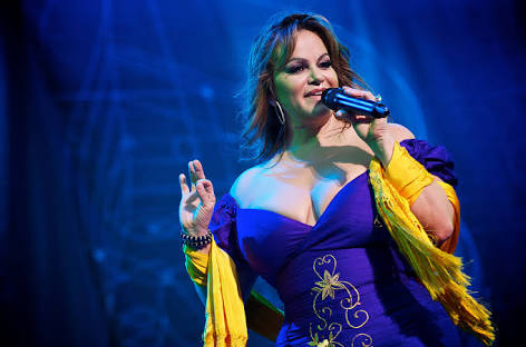 A CINCO AÑOS DE SU PARTIDA, JENNI RIVERA SIGUE SIENDO “INOLVIDABLE”