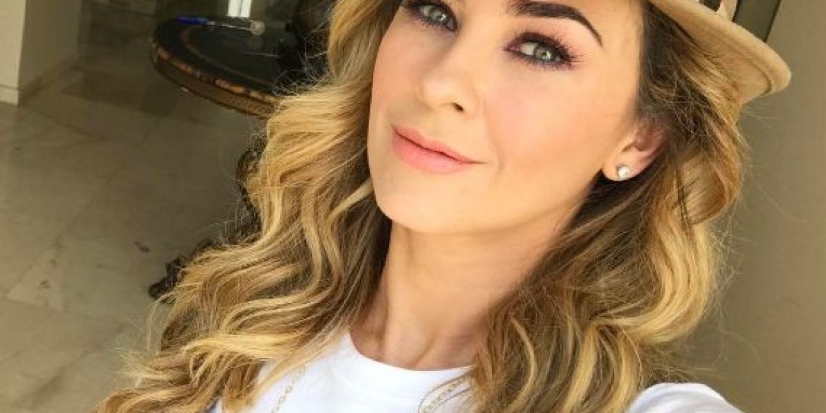 ¡ARACELY ARÁMBULA PRESUME TREMENDAS CURVAS EN REDES SOCIALES!