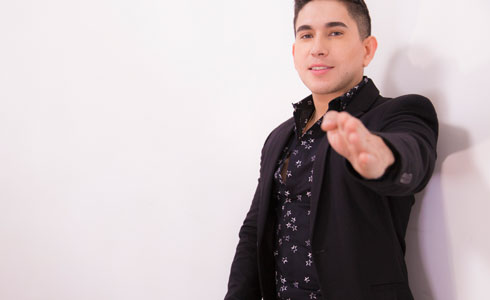 Firma de autógrafos con El Bebeto